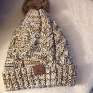 Belle Du Jour Cable Knit Beanie - Brown and Cream